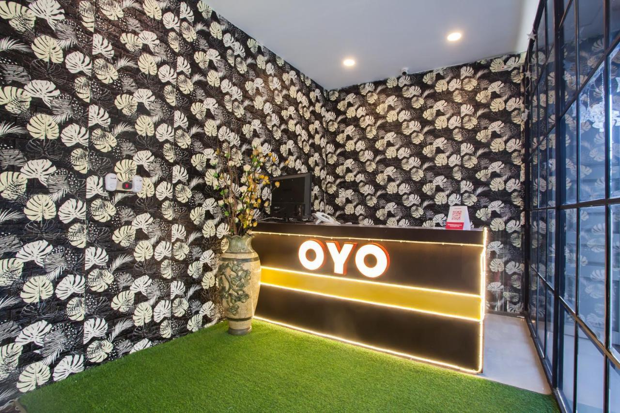 Oyo 2361 Hotel Winston Glugur Eksteriør billede