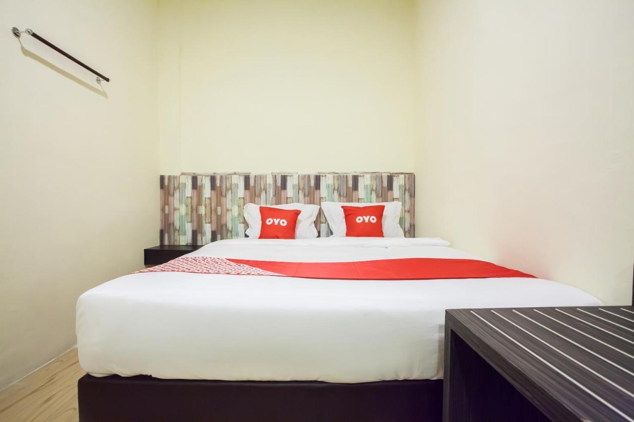 Oyo 2361 Hotel Winston Glugur Eksteriør billede